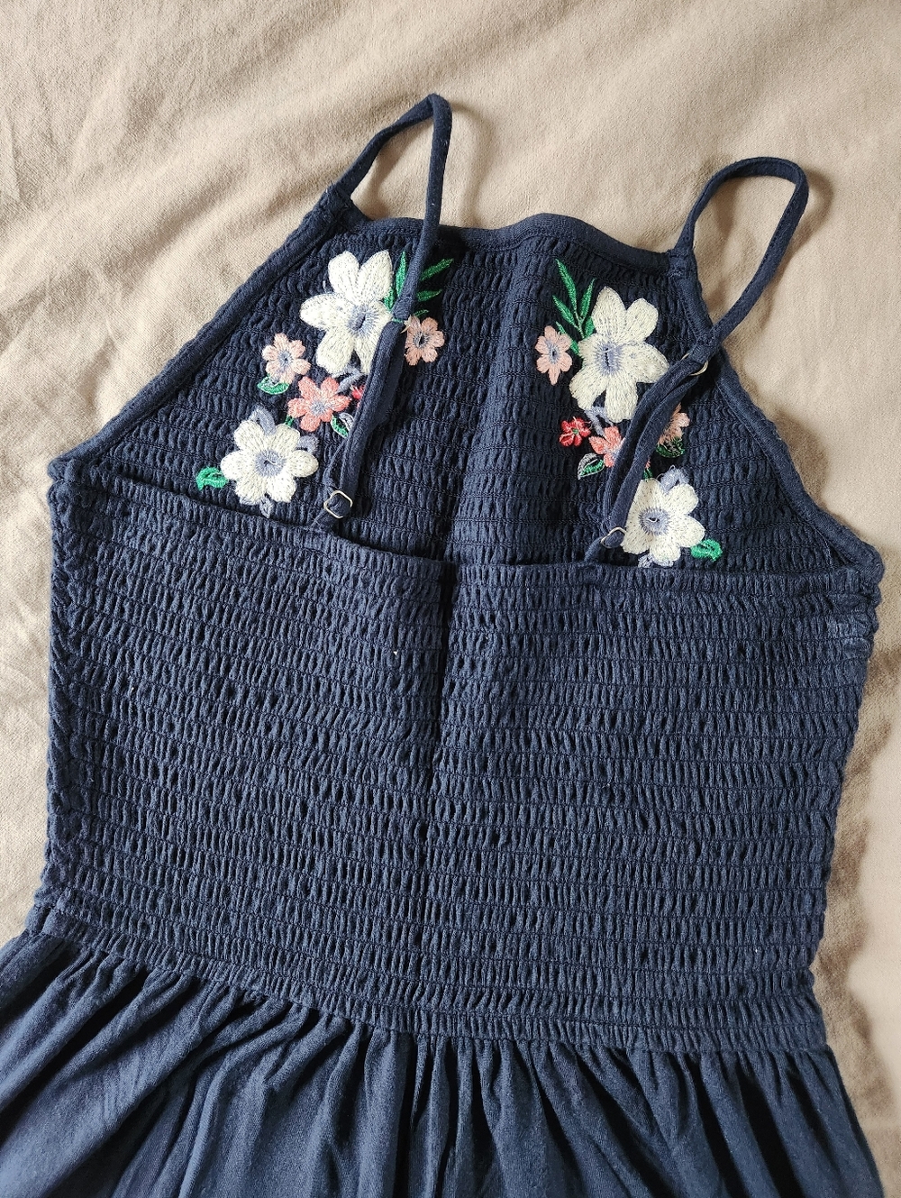 Hollister Smocked Floral Embroidered Romper - Size XS - Picture 6 of 8